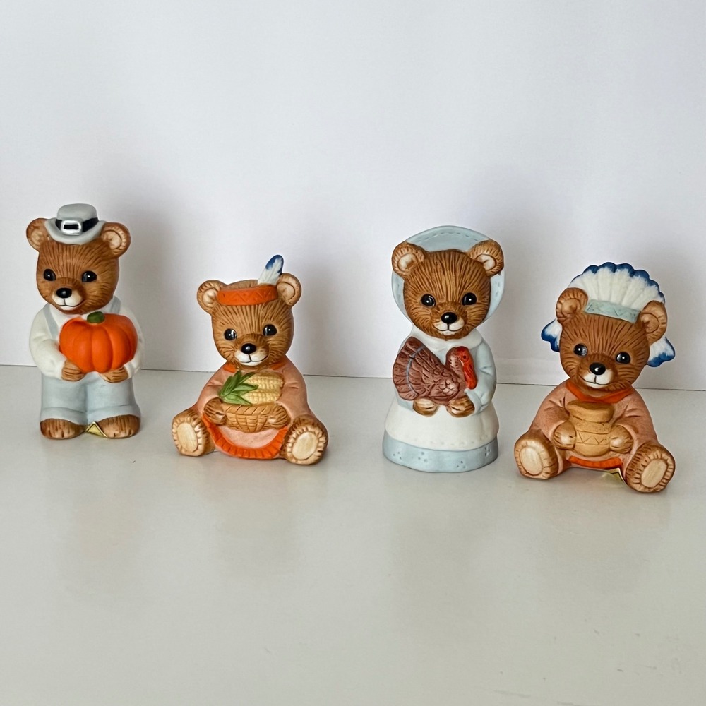 Vintage Homco Thanksgiving Bear Figurines Set of 4 Porcelain 5312 Autumn Decor